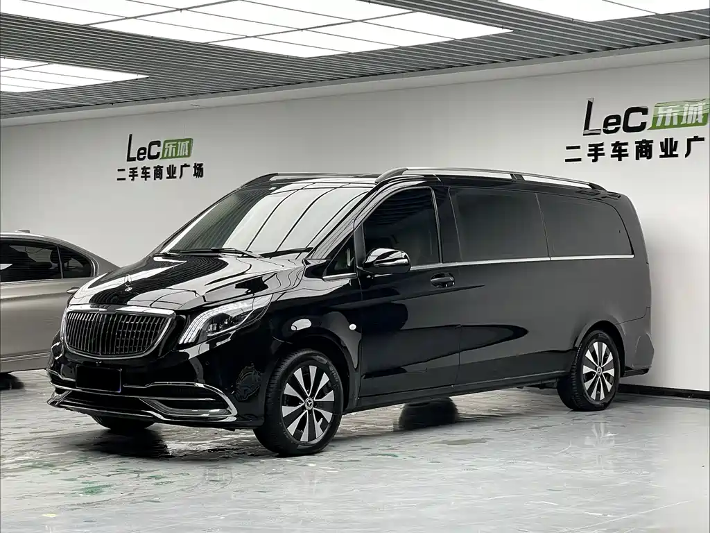 Mercedes-Benz Vito 2024