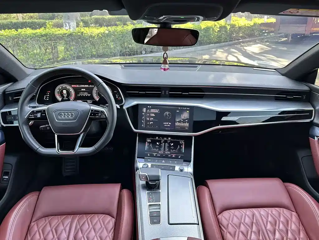 Audi A7L 2023 — фото 8