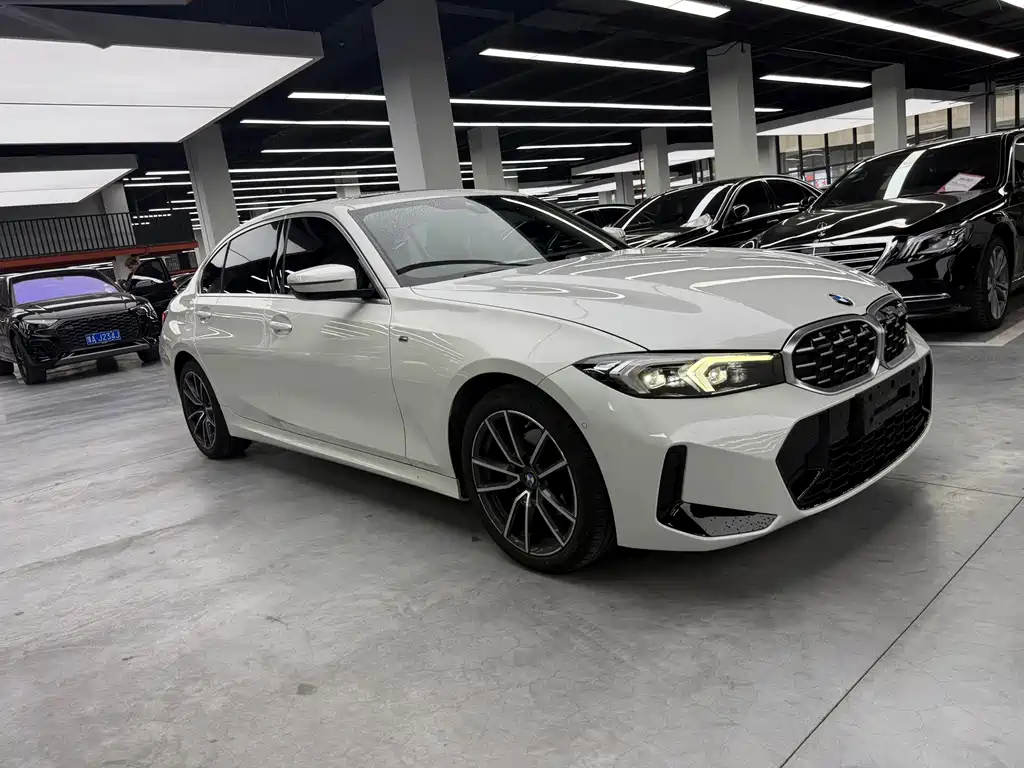 BMW 3 Series 2022