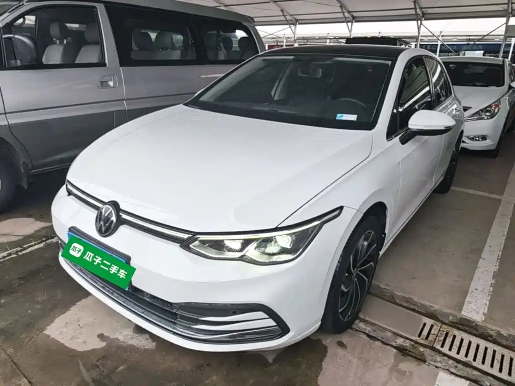 Volkswagen Golf 2022