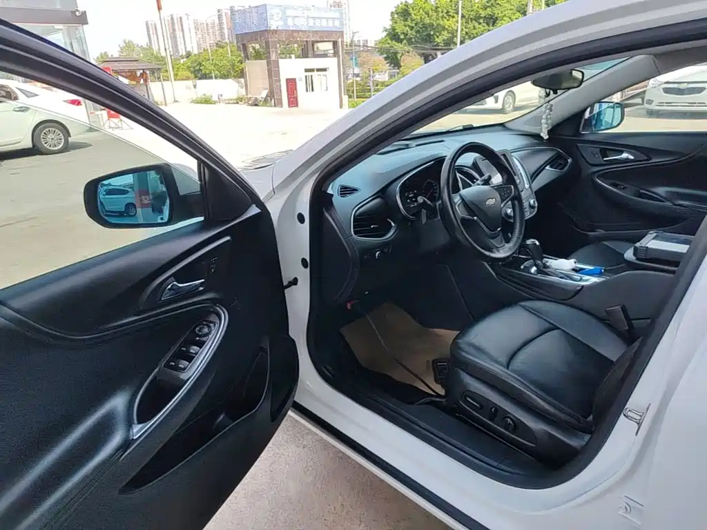 Chevrolet Malibu XL 2018 — фото 16