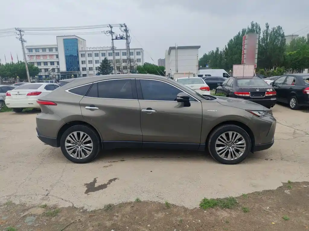 Toyota Harrier 2021 — фото 9