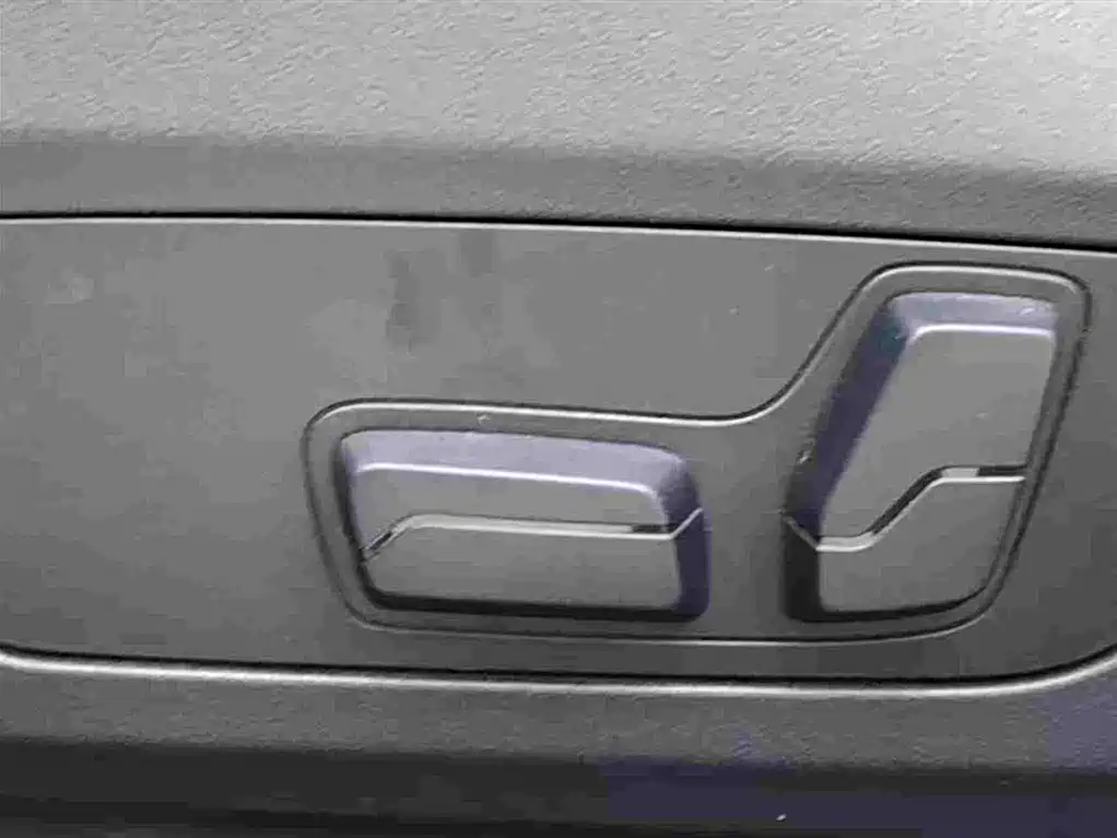 BMW 2 Series 2025 — фото 10