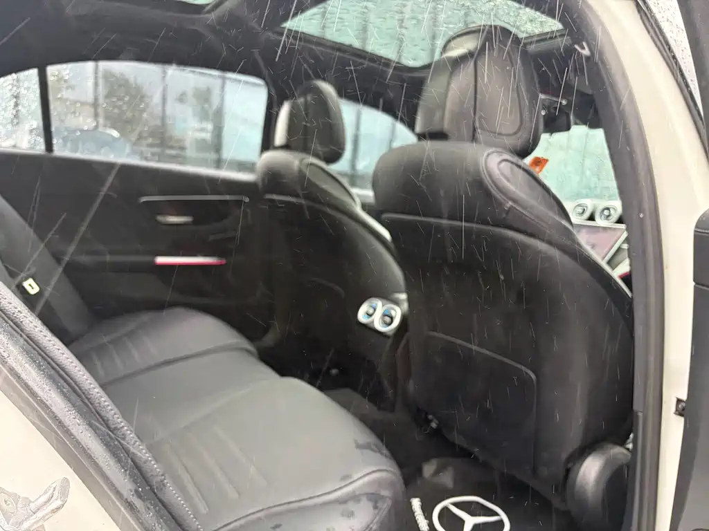 Mercedes-Benz C-Class 2023 — фото 13