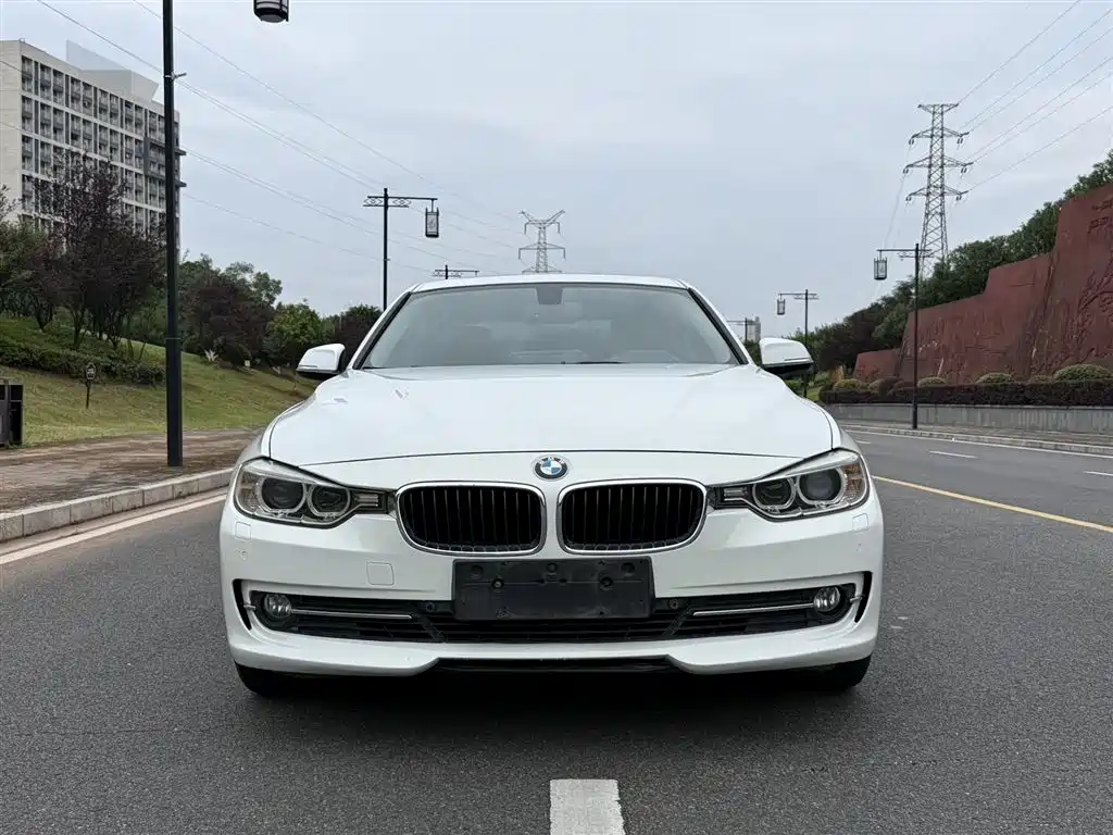 BMW 3 Series 2013 — фото 2