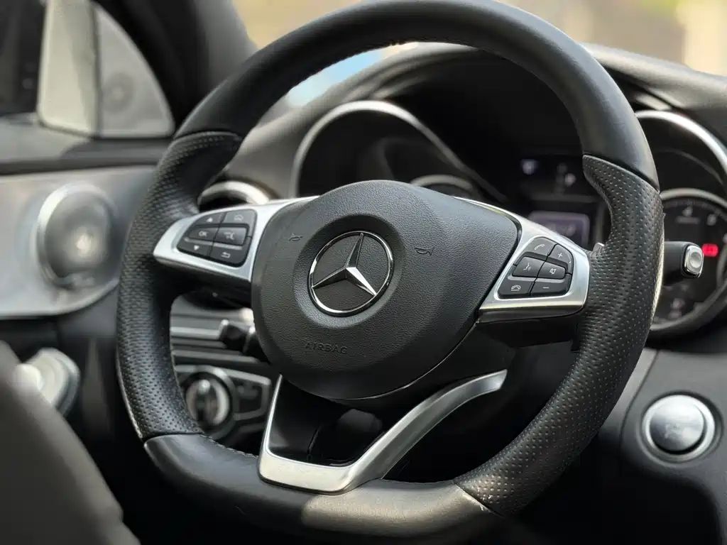 Mercedes-Benz C-Class 2017 — фото 15