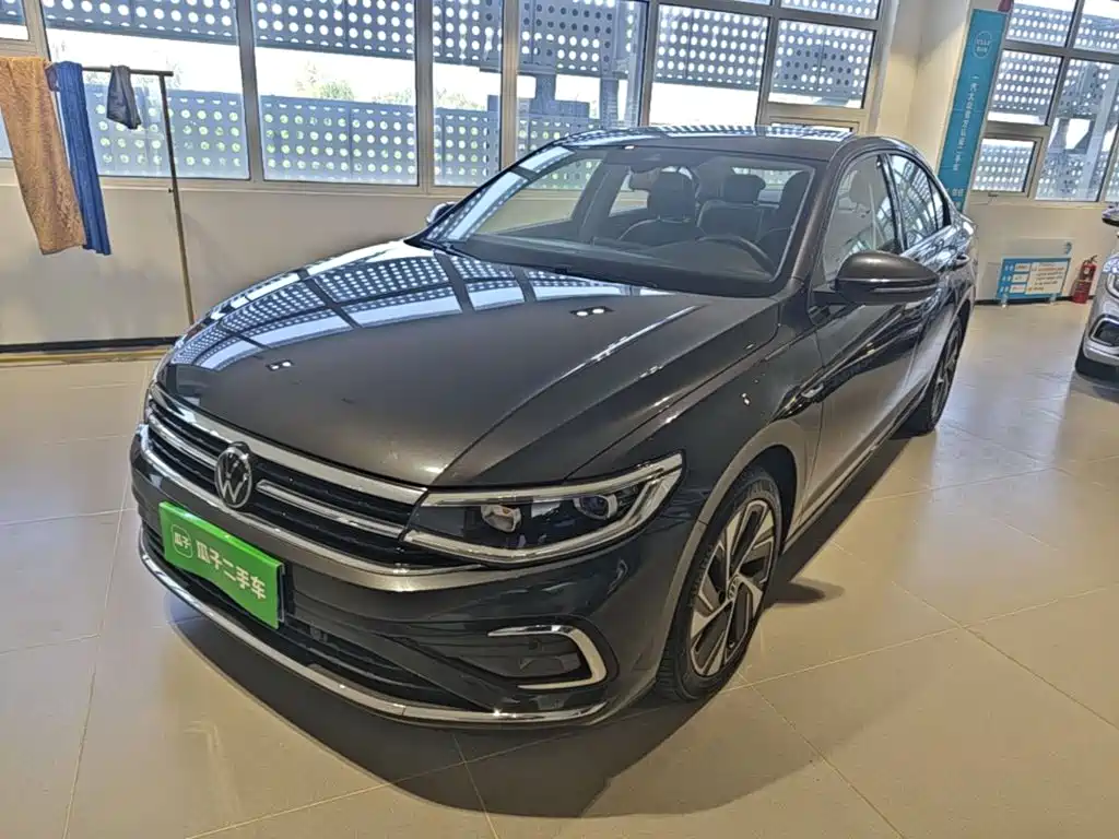 Volkswagen Bora 2024