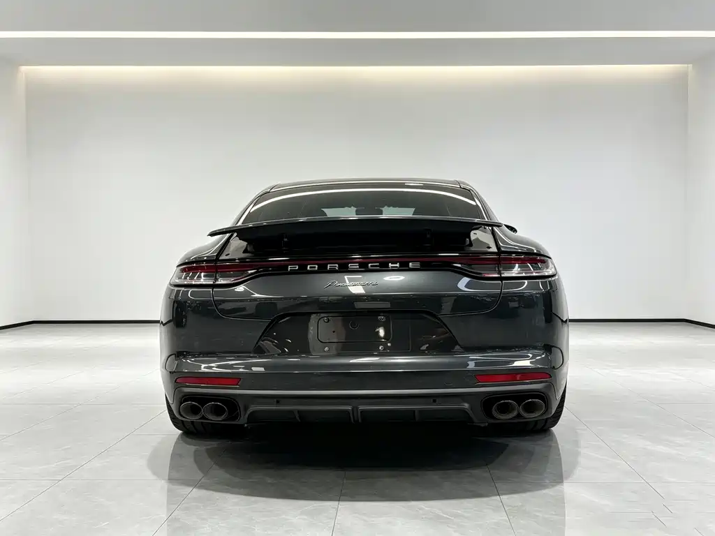 Porsche Panamera 2023 — фото 26