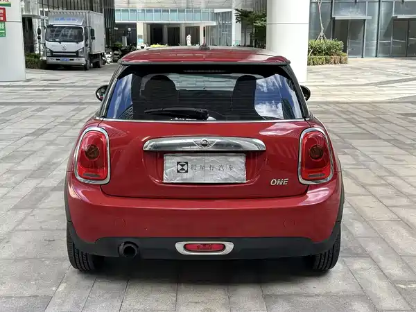MINI 2017