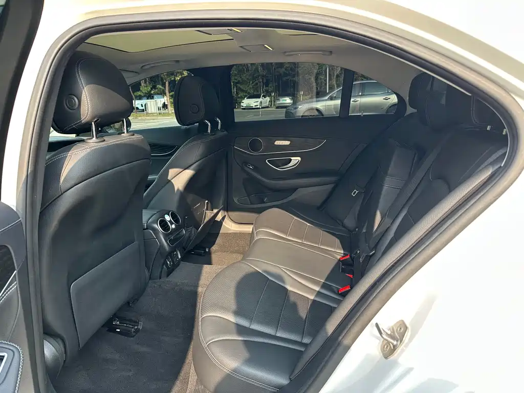 Mercedes-Benz C-Class 2020 — фото 8