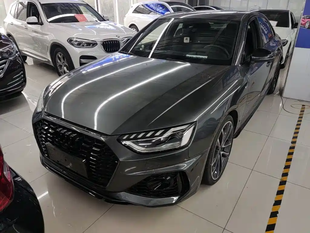 Audi A4L 2023