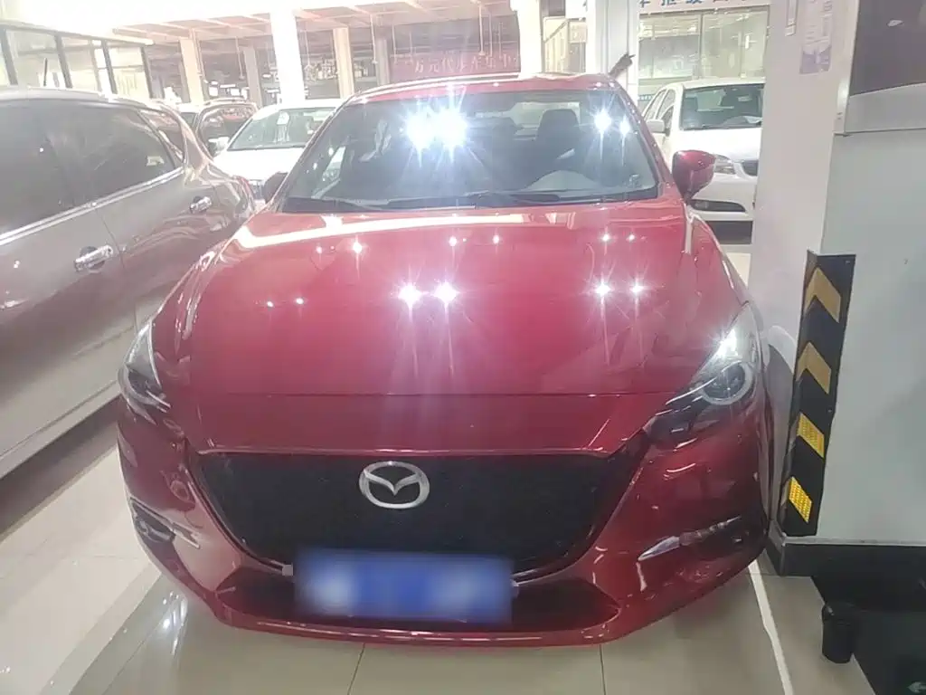 Mazda 3 Axela 2018 — фото 3