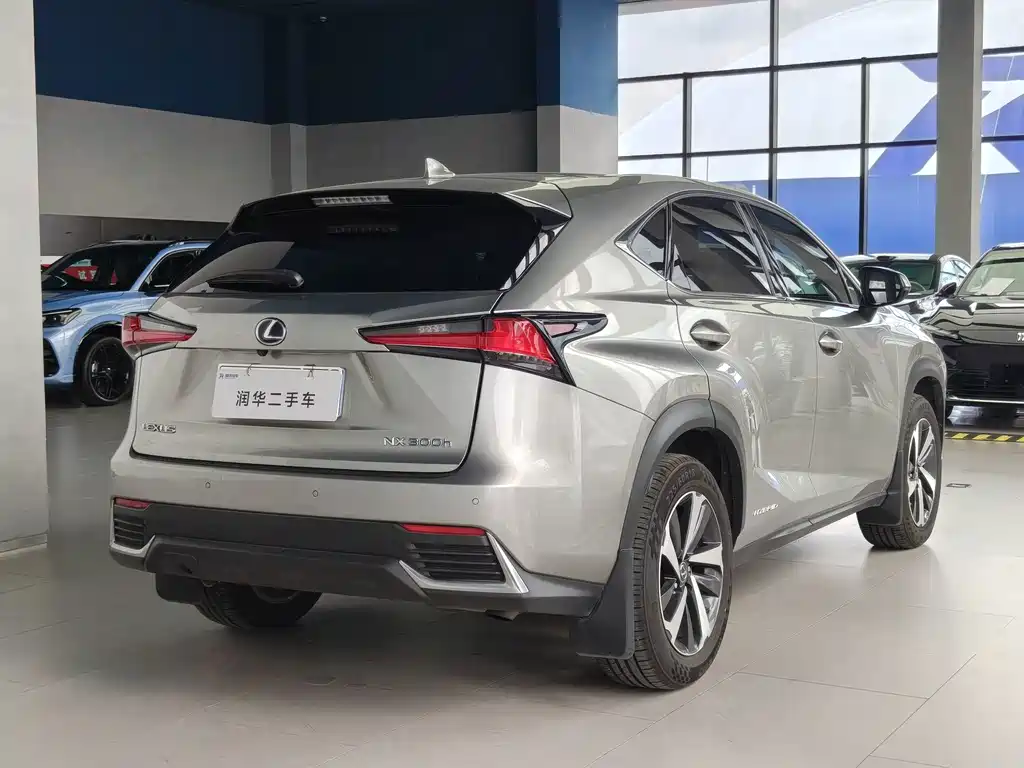 Lexus NX 2017 — фото 5