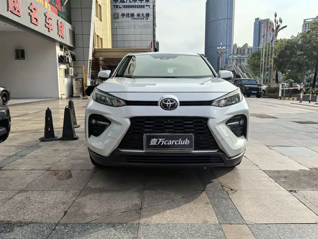 Toyota Wildlander 2022 — фото 2