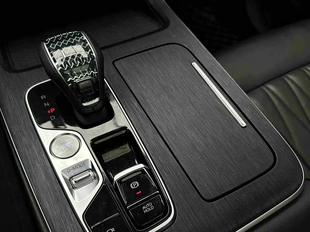 GAC Motor Trumpchi GS8 2023 — фото 15