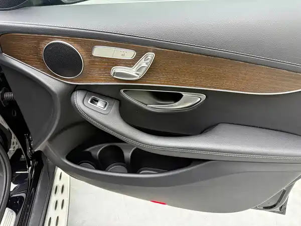 Mercedes-Benz GLC 2022