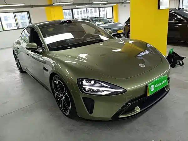 Xiaomi SU7 2025