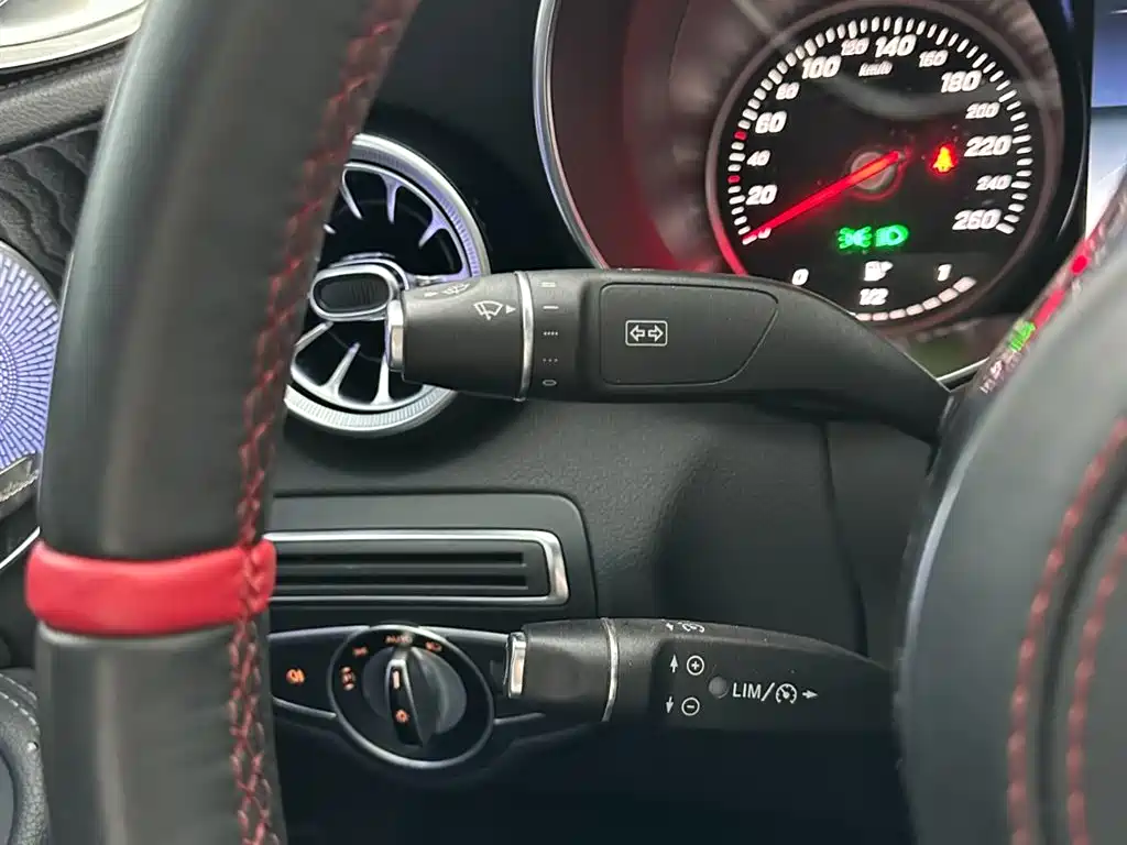 Mercedes-Benz C-Class 2016 — фото 22
