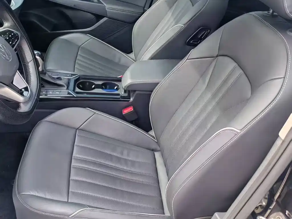 Volkswagen Passat 2023