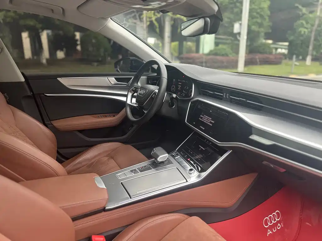 Audi A7L 2025 — фото 14