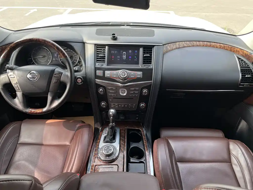 Nissan Patrol 2017 — фото 16