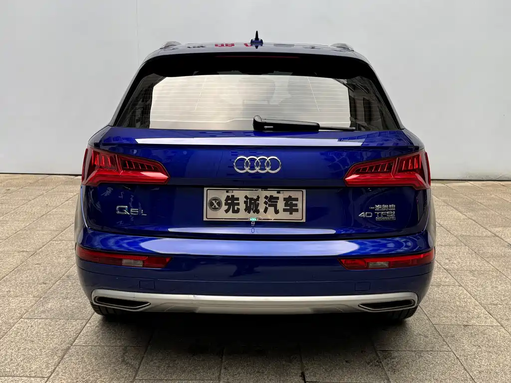 Audi Q5L 2019 — фото 6