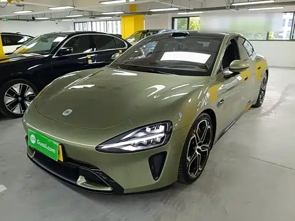Xiaomi SU7 2025