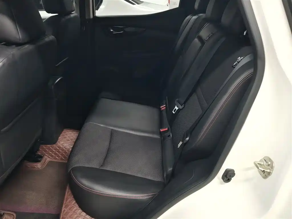 Nissan Qashqai 2018 — фото 17