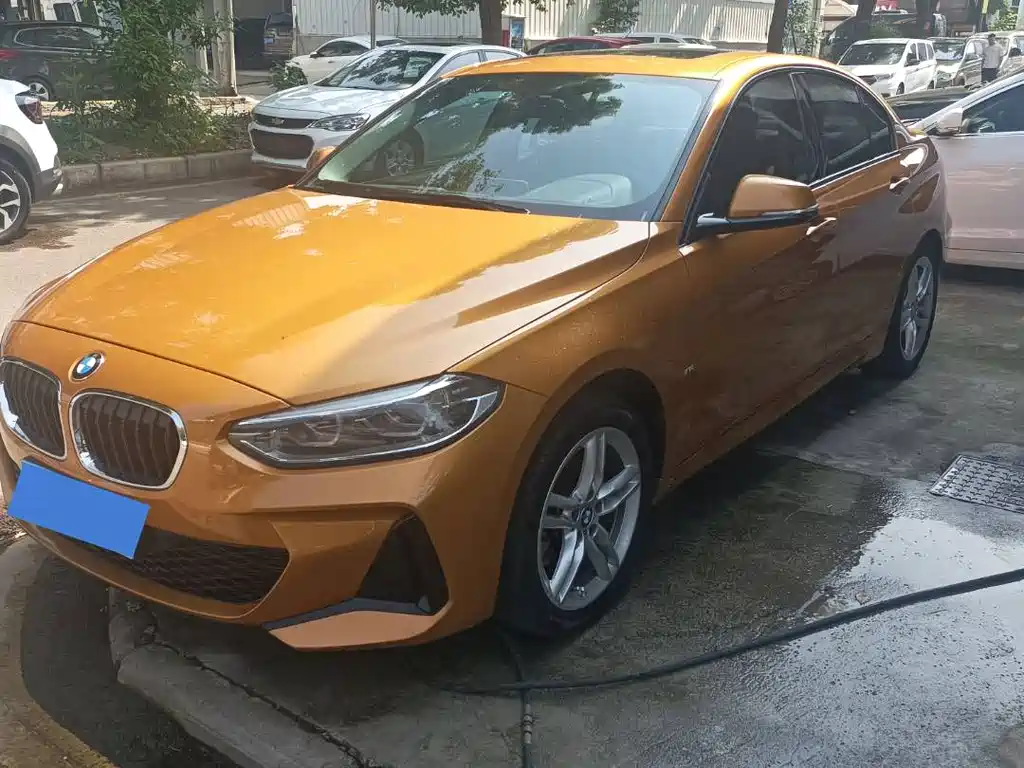 BMW 1 Series 2020 — фото 1