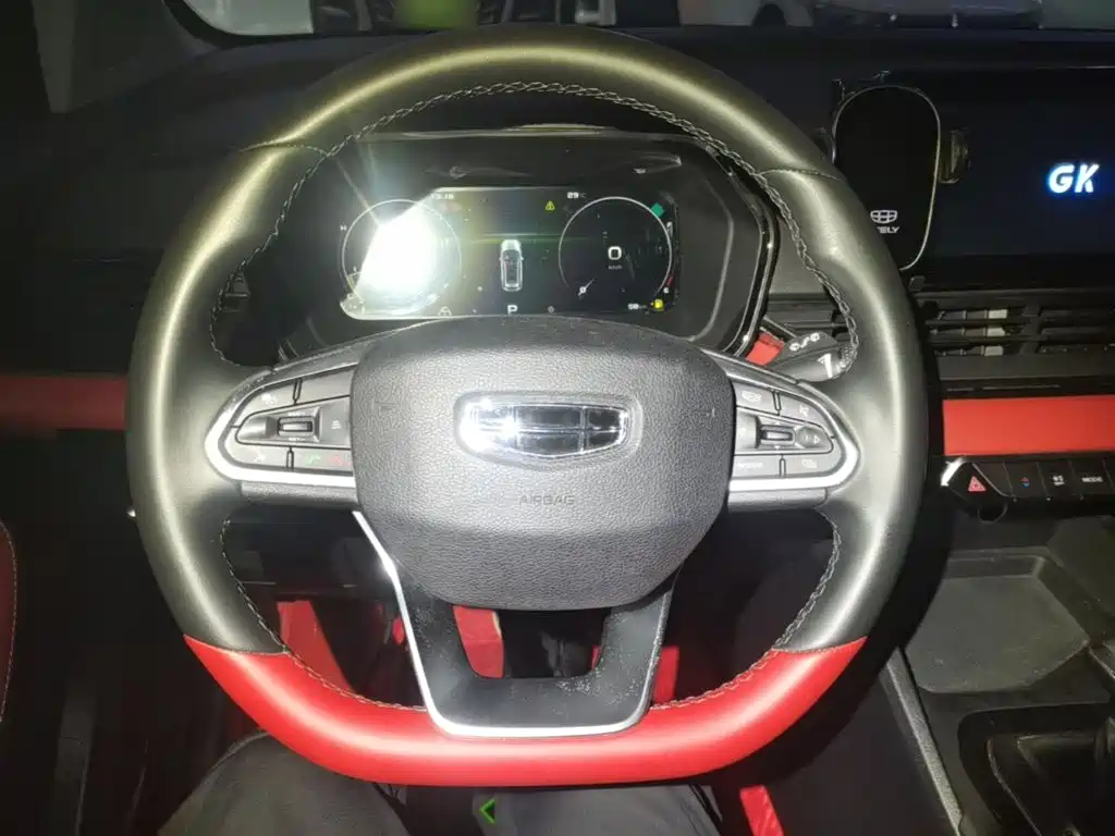 Geely Emgrand S 2021 — фото 11