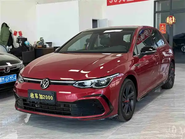 Volkswagen Golf 2021