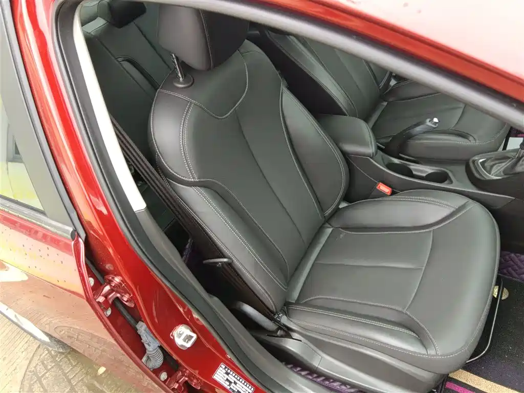 Buick Excelle 2022 — фото 20