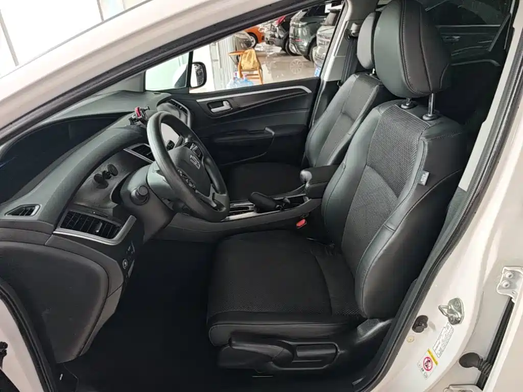 Honda Jade 2015 — фото 15