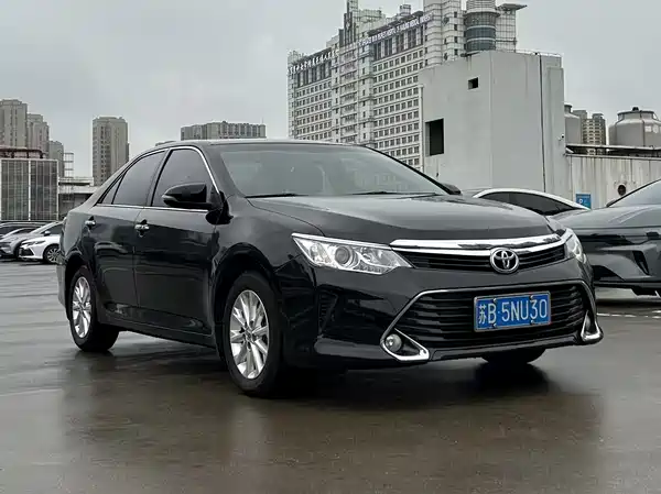 Toyota Camry 2016