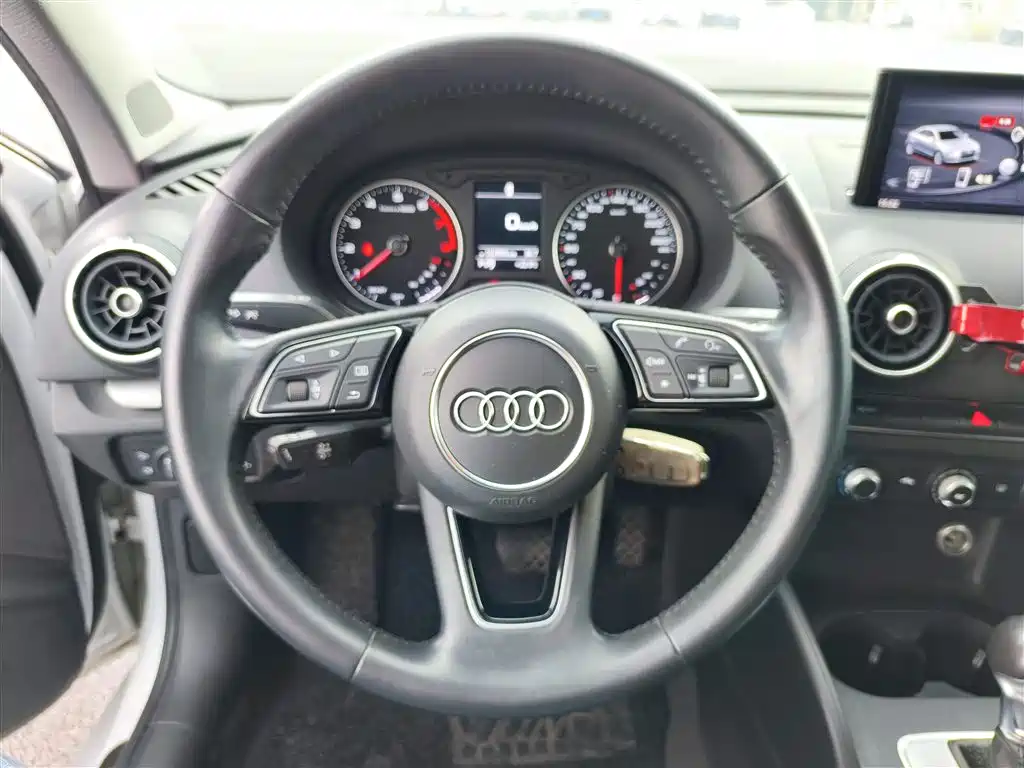 Audi A3 2020 — фото 15