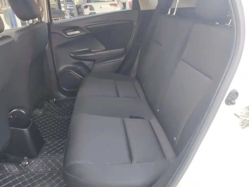 Honda Fit 2018 — фото 17