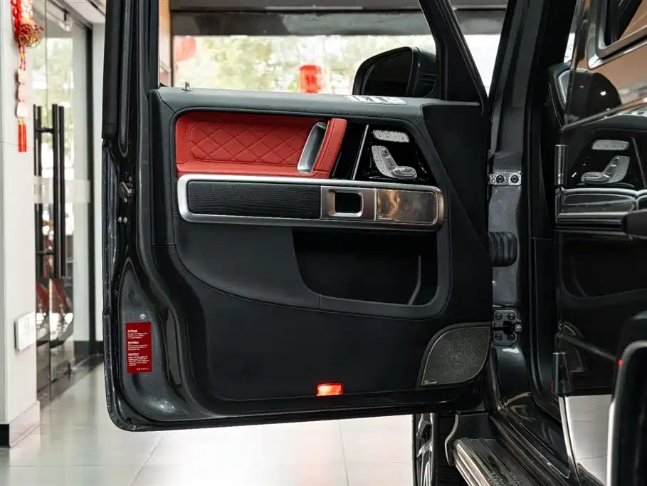 Mercedes-Benz G-Class AMG 2024 — фото 11