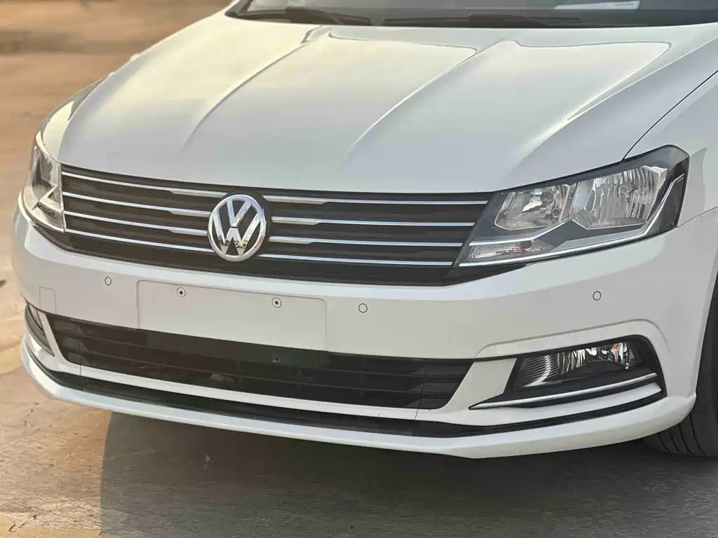 Volkswagen Gran Lavida 2017 — фото 11