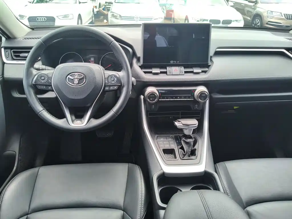 Toyota Wildlander 2022 — фото 15