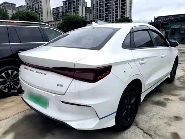 BYD e3 2021