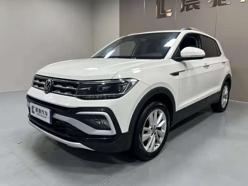 Volkswagen T-Cross 2021 — фото 1