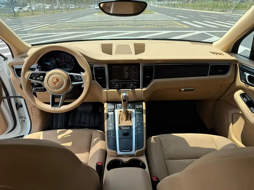 Porsche Macan 2015