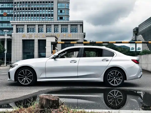 BMW 3 Series 2022