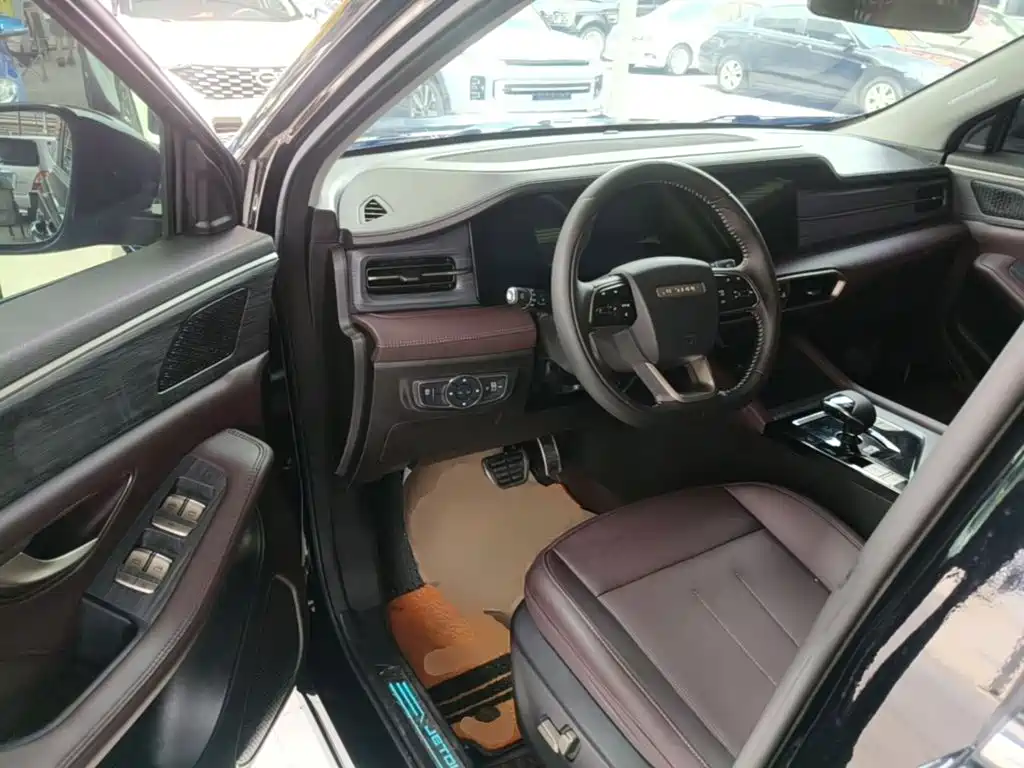 Jetour X90 PLUS 2025 — фото 16
