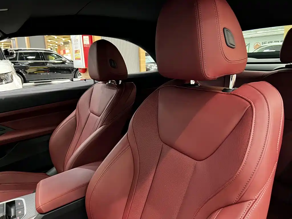 BMW 4 Series 2025 — фото 15