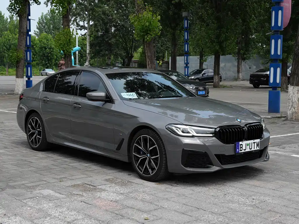 BMW 5 Series 2022