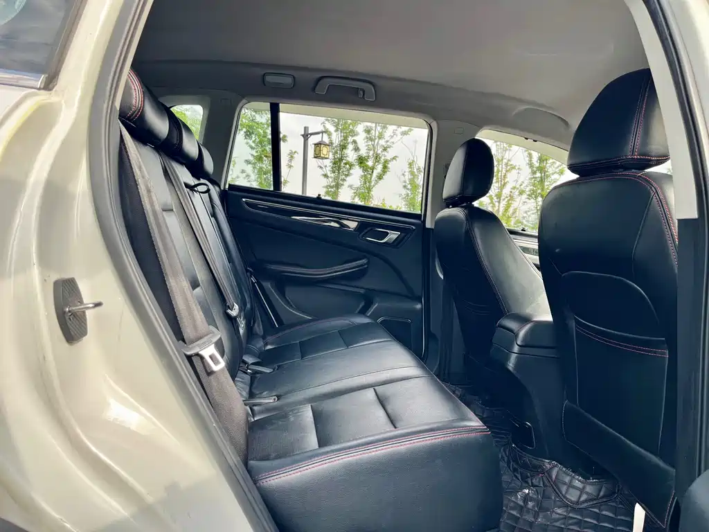 Zotye X5 2015 — фото 18