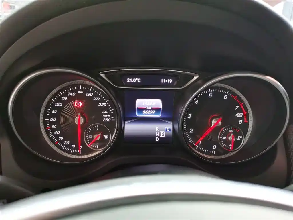 Mercedes-Benz GLA 2019 — фото 12