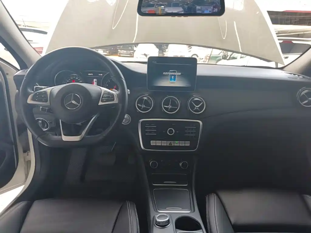 Mercedes-Benz GLA 2020 — фото 10