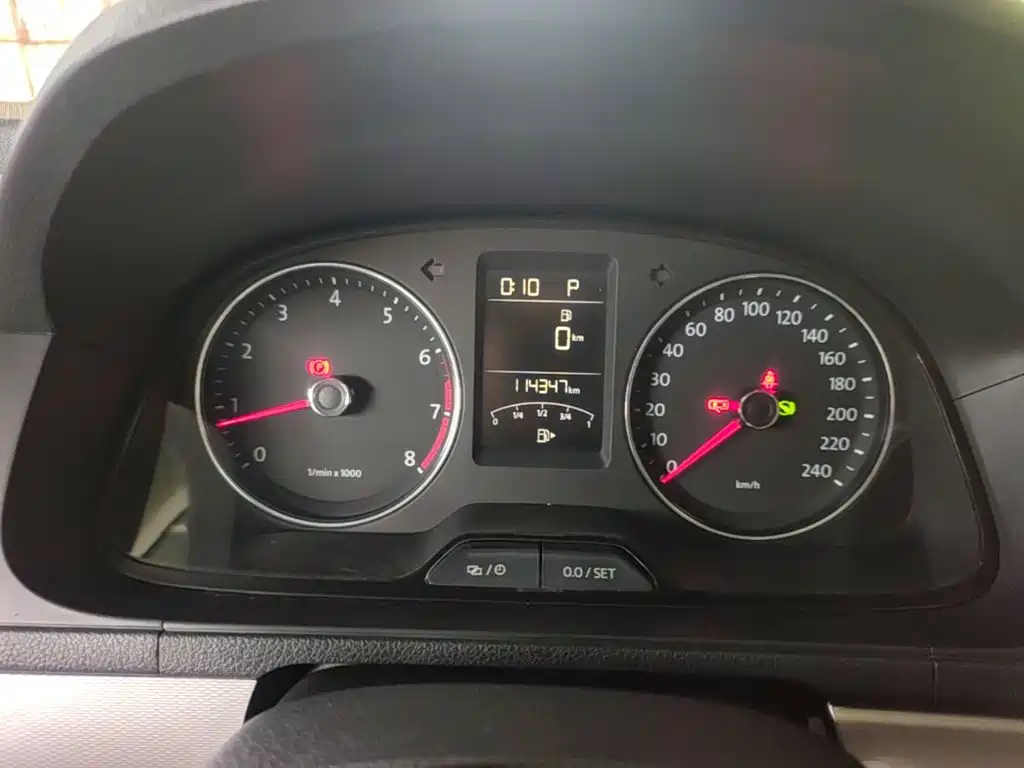 Volkswagen Gran Lavida 2015 — фото 12